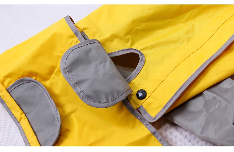 Dog Raincoat Waterproof Dog Jumpsuit Dot Rain Cape For Medium Big Dogs Hooded Jacket Pet Rain Coat chubasquero para perrors